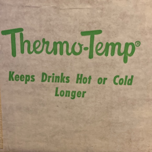 Thermo-Temp set of 8 mugs keep drinks hot or cold Vintage - Picture 5 of 14